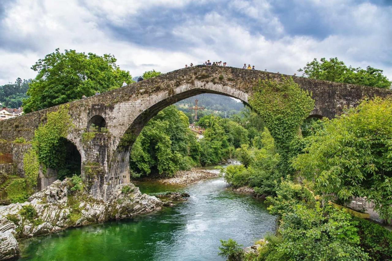 Norabona Cangas De Onis Exterior photo